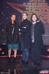 组图：萧敬腾再遭恐吓 出席活动特携萌宠作陪