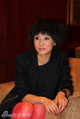 幻灯图：金英马群星荟萃 欢欢喜喜过大年