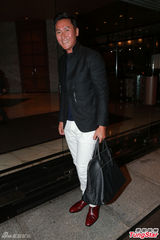 组图：陈敏之欢送梁家树荣休 称视之为爸爸