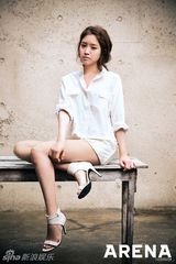 组图：韩星IVY李瑞镇尹胜雅等拍时尚杂志写真