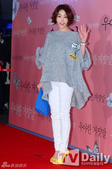 组图：张根硕李玹雨等为《优雅的谎言》站台