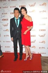 组图：章子怡林志玲黄圣依争艳 文章夫妇恩爱