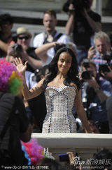 组图：《马达加斯加3》首映 本-斯蒂勒潇洒亮相