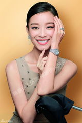 组图：倪妮《瑞丽》春日大片文艺女倔强爆发