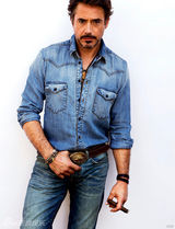 组图：型男莱昂纳多和小罗伯特-唐尼罗登《GQ》