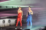 组图：twins林峰国庆同台献艺 容祖儿劲歌热舞