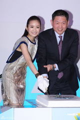 组图：林依晨回应跨年走音遭批 称状态差需修正