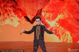 组图：央视蛇年春晚汪峰演唱《我爱你中国》
