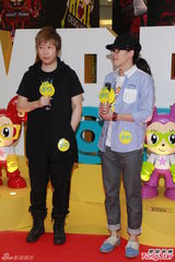 组图：阿信望潮服进军欧美 想不出最强竞争对手