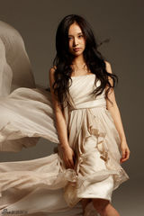 组图：《温故1942》女星王子文清新纯美写真