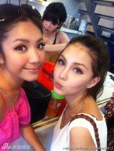 组图：新任J女郎昆凌美图盘点 18岁嫩模萌照曝光