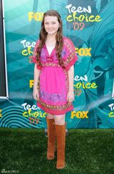 高清组图：卡梅隆-迪亚兹穿灰色改良旗袍亮相颁奖礼