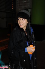 组图：刘德华浴血拍片英雄救美