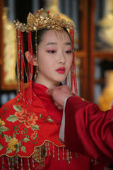 组图：《王者清风》收官 蒋梦婕变落跑新娘