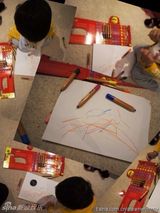 组图：微镜头下的小小志 呆萌可爱完胜童颜老爸