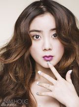 高清组图：WG惠林登杂志封面 甜美大眼妆吸睛