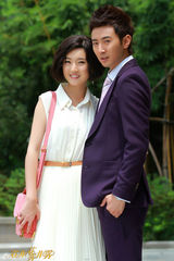 组图：《花非花》浪漫剧照曝光 情侣档秀甜蜜