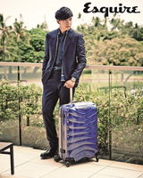 组图：韩星李升基夏威夷写真 干练英俊帅气足