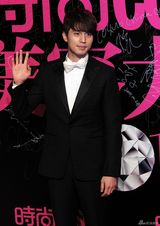 组图：时尚颁奖盛典上海举行 张柏芝韩彩英竞艳