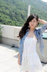 组图：张茆最新50张妩媚靓照 清纯白裙楚楚动人