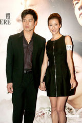 幻灯：《苏乞儿》香港首映 醉拳街舞表演向八爷致敬