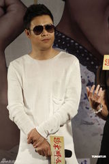 组图：张柏芝《河东狮吼2》发布会避谈谢霆锋