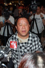 组图：柯有伦携《阵头》杀到香港 张学友曾志伟撑场