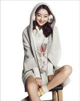 组图：韩星徐孝琳冬装写真 尽展青春摩登多面魅力