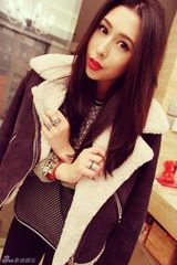 组图：柯震东绯闻女友程颖婕自拍美图