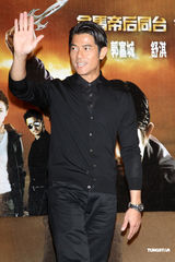 组图：两届金马影帝郭富城宣传新片期待再夺奖 