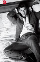 幻灯图集：泰勒-洛特《GQ》性感写真帅气无敌