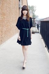 组图：秦子涵发布秋日写真 示范文艺小清新