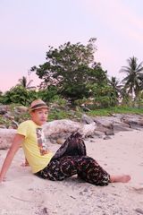 组图：高虎个性写真混搭显时尚