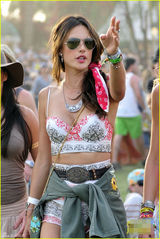 组图：《变3》女主牵手陌生男 疑与斯坦森情变