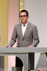 组图：伊朗《犀牛的季节》获最佳视觉效果奖