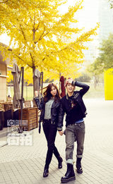 明星爱街拍：UIE&JA韩流来袭 打情骂俏显可爱