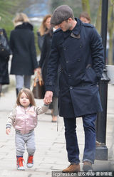 策划：明星宝宝着装大PK 小七苏瑞领衔萌妹子