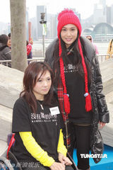 幻灯图：张学友朱茵发起“没有墙的世界”启动仪式