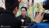 组图：六小龄童送父抹泪 追悼会现场开打混乱
