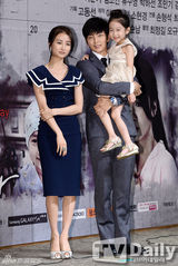 组图：李准基《Two Weeks》发布 西装笔挺帅气