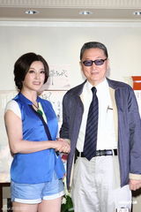 组图：刘晓庆自称非美女 李敖叹相见恨晚