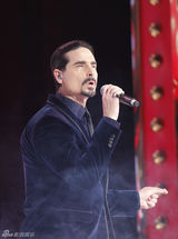 组图：赵本山后街男孩SJ-M等助阵辽视春晚