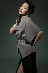 高清：“谋女郎”闫妮写真复古惊艳