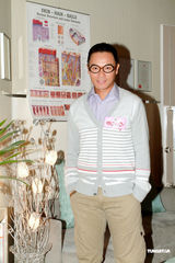 高清组图：郭晋安廖碧儿等出席《依家有喜》记者会