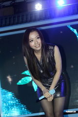 组图：张靓颖助阵全球音乐之旅 李健再唱《传奇》