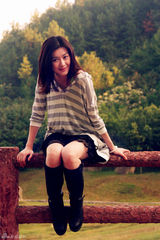 组图：《新亮剑》甄锡拍暖意写真自称喜欢挑战