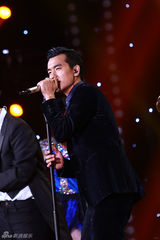 组图：榜上榜首期SJ-M夺一位 节目显稚嫩