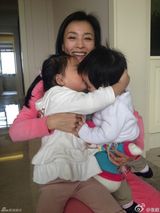 组图：女星热闹过三八 李嘉欣美艳舒淇嘟嘴卖萌