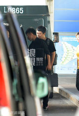 组图：吉克隽逸男友正面照曝光 好声音前已相恋