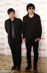 组图：中歌榜红毯群星盛装出席